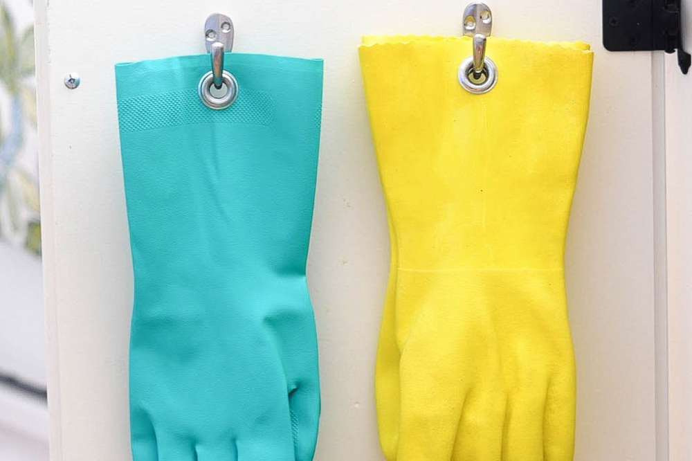 Cleaning tools