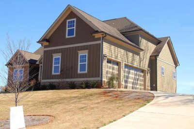 brown-house-hill